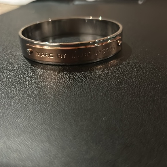 Marc by Marc jacobs bangle bracelet - Picture 2 of 3